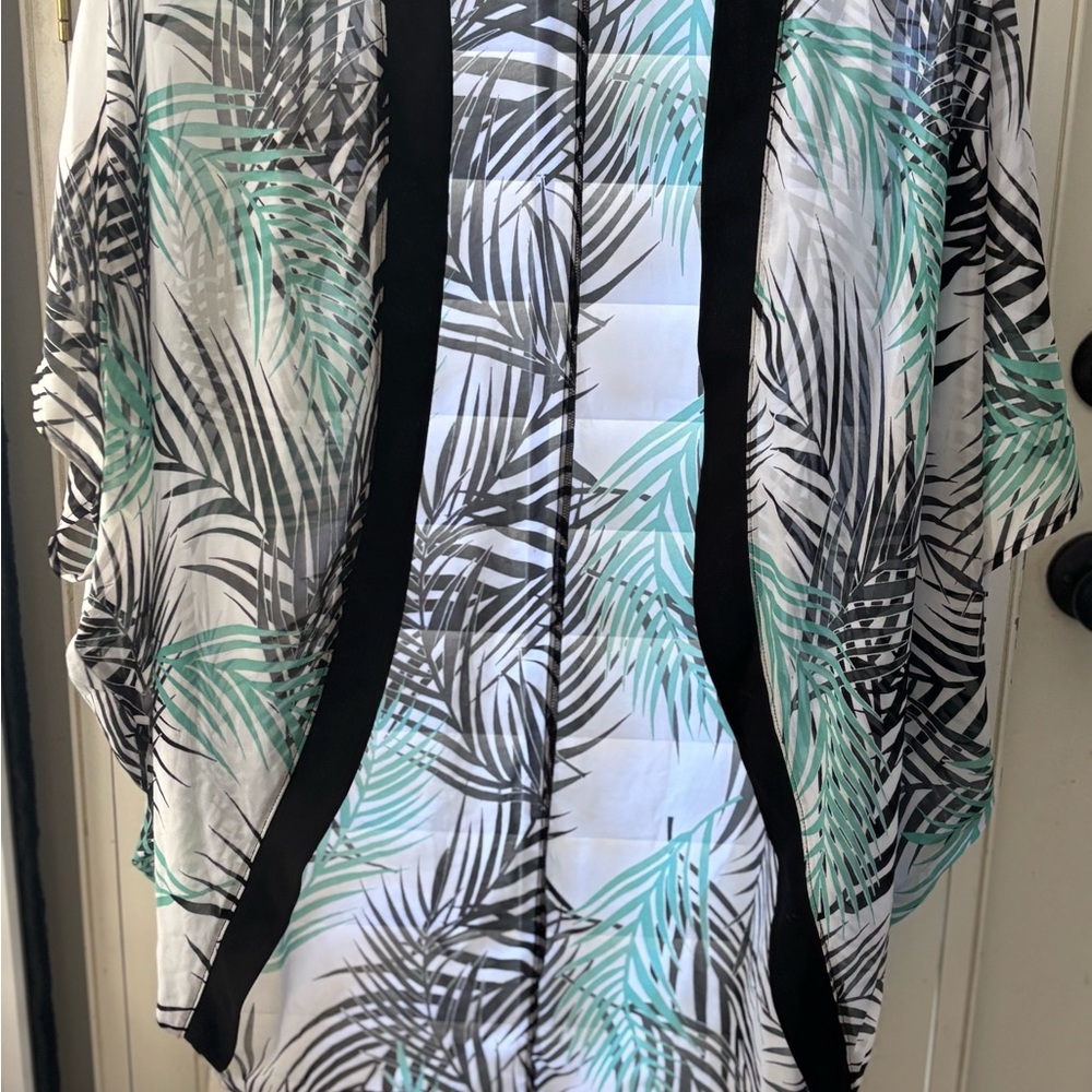 Catalina Black and Green Leaf Kimono cover up large‎ 12/14 - Picture 2 of 7